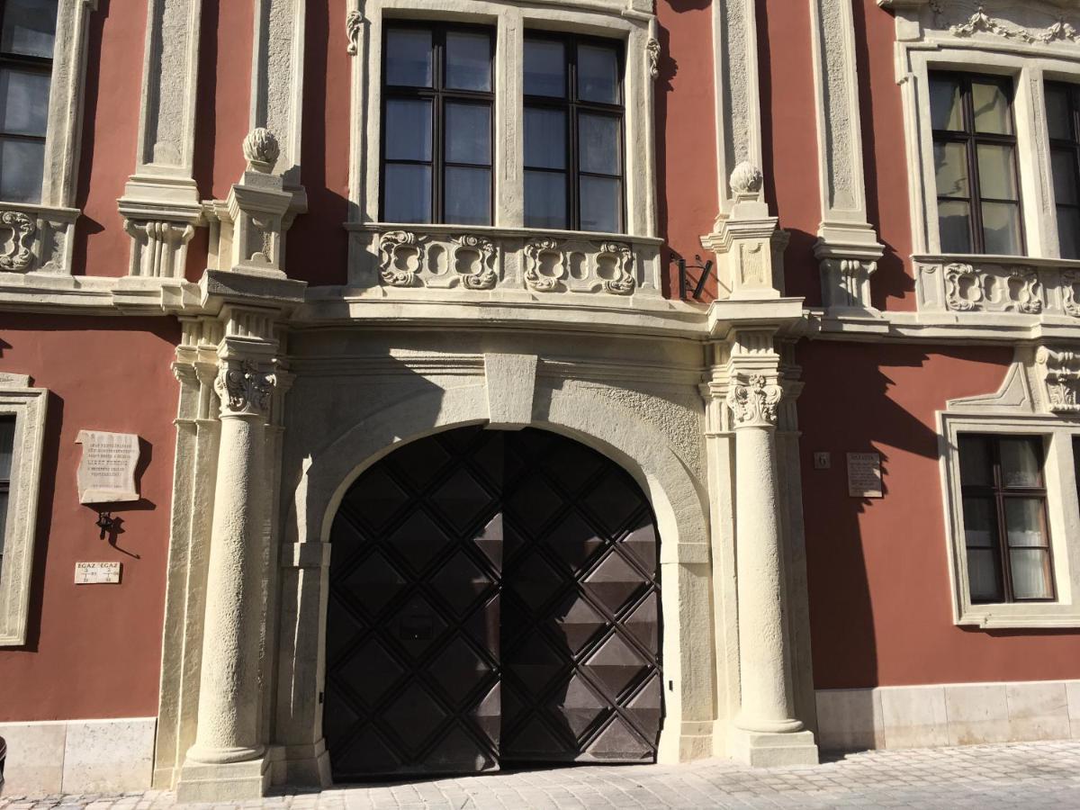 Enjoy Apartman Sopron Zewnętrze zdjęcie